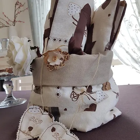 Maison Blanche Bed & Breakfast 4*