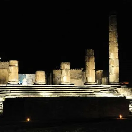 Maison Blanche Oda ve Kahvaltı Pompei