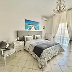 לינה וארוחת בוקר Maison Blanche פומפיי