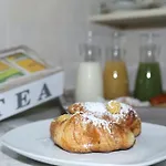 לינה וארוחת בוקר Maison Blanche 4*