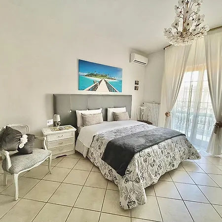 Bed & Breakfast Maison Blanche Pompeï