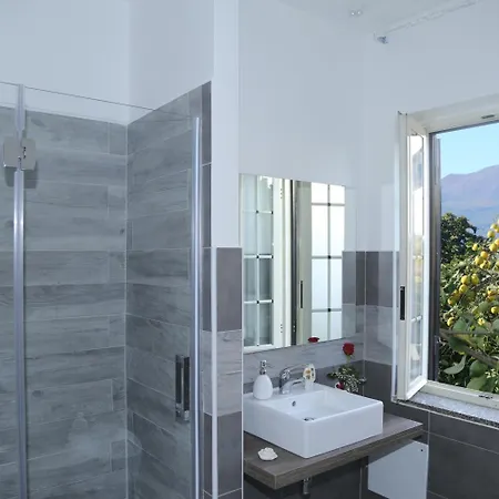 Maison Blanche Bed & Breakfast