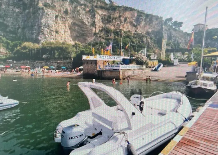 Maison Blanche Bed & Breakfast