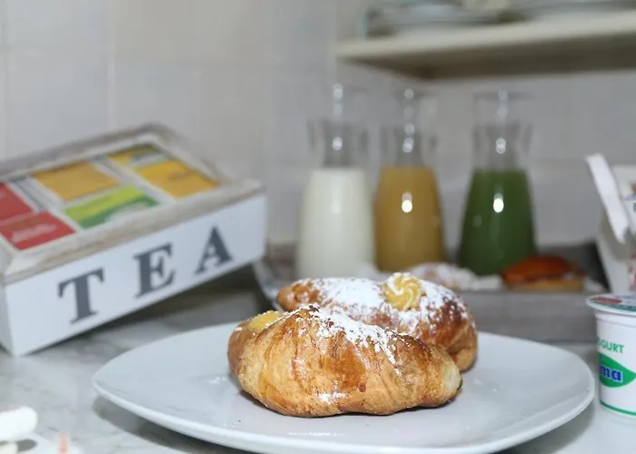 Bed & Breakfast Maison Blanche 4*