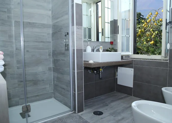 Maison Blanche Bed & Breakfast 4*