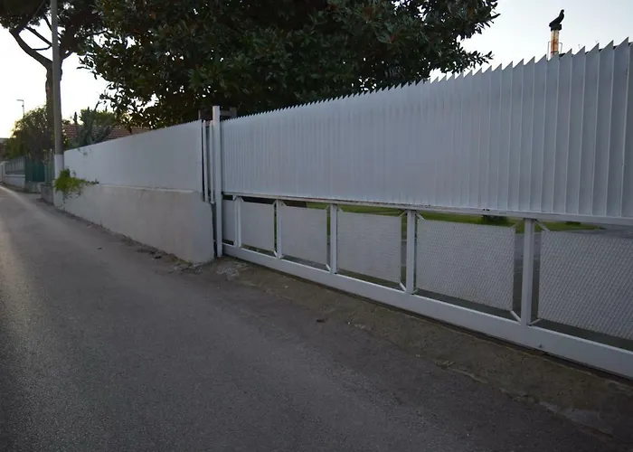 Maison Blanche Bed & Breakfast