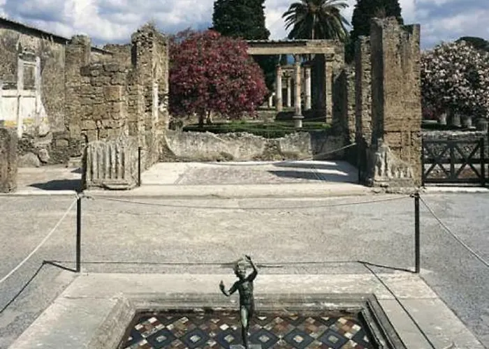 Maison Blanche 4* Pompei